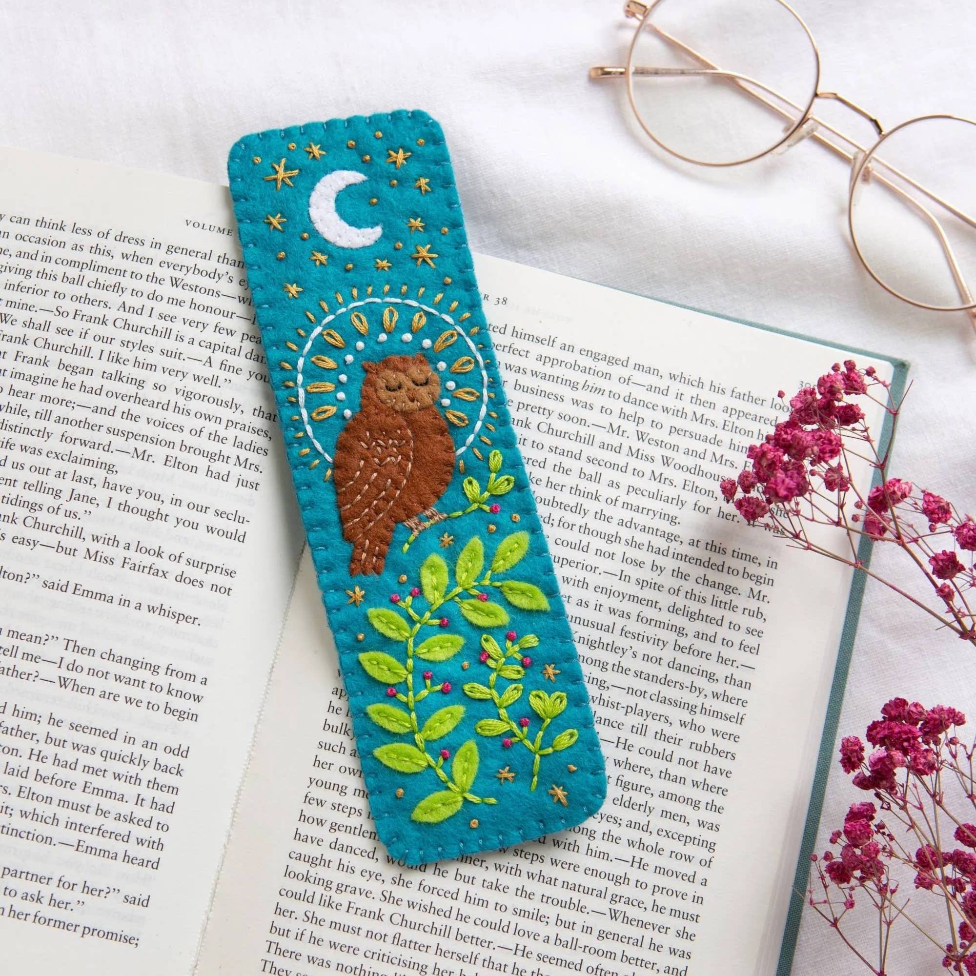 Owl felt bookmark stitched from wool and viscose felt