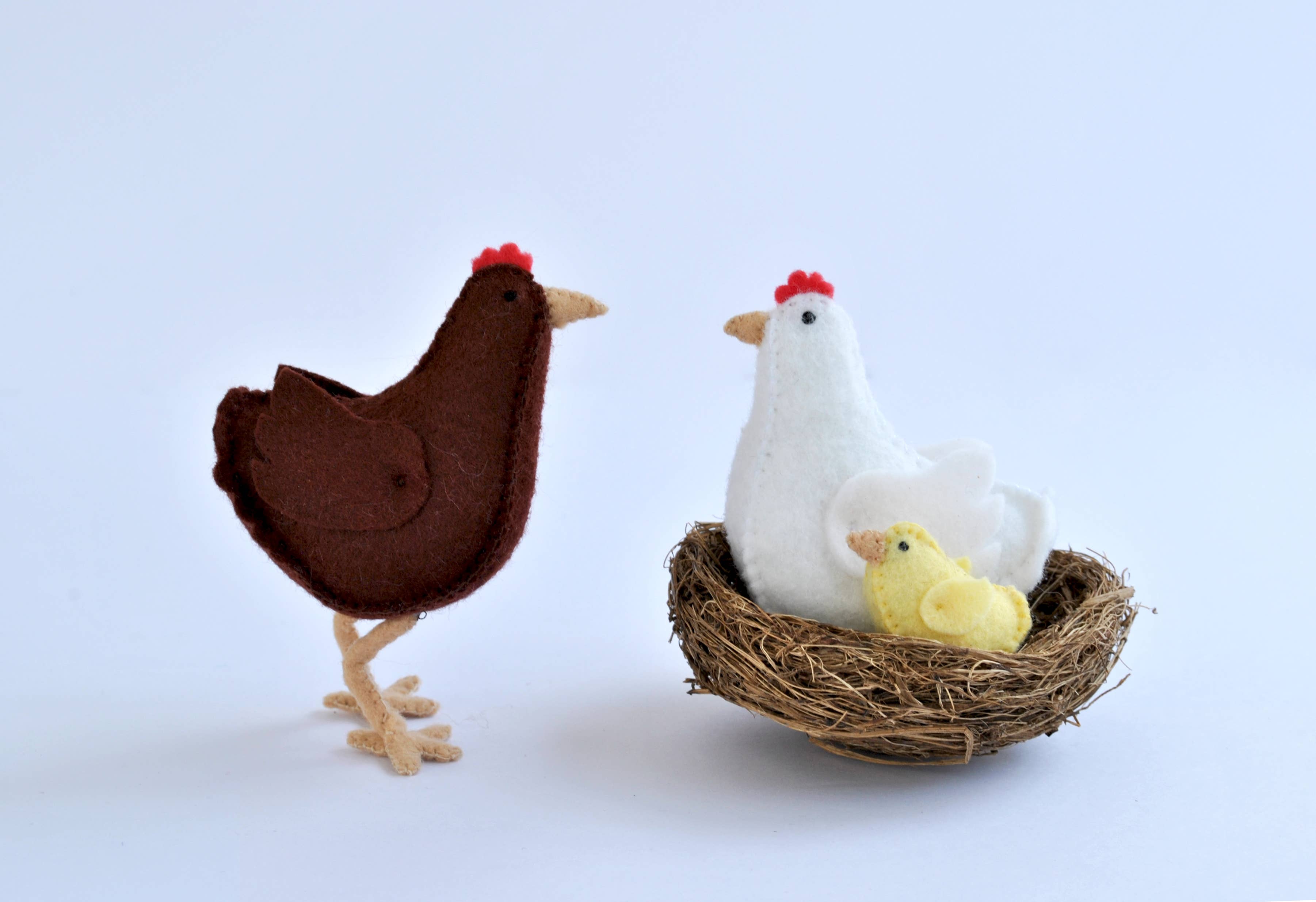 Felt Chicken Sewing Pattern by DelilahIris