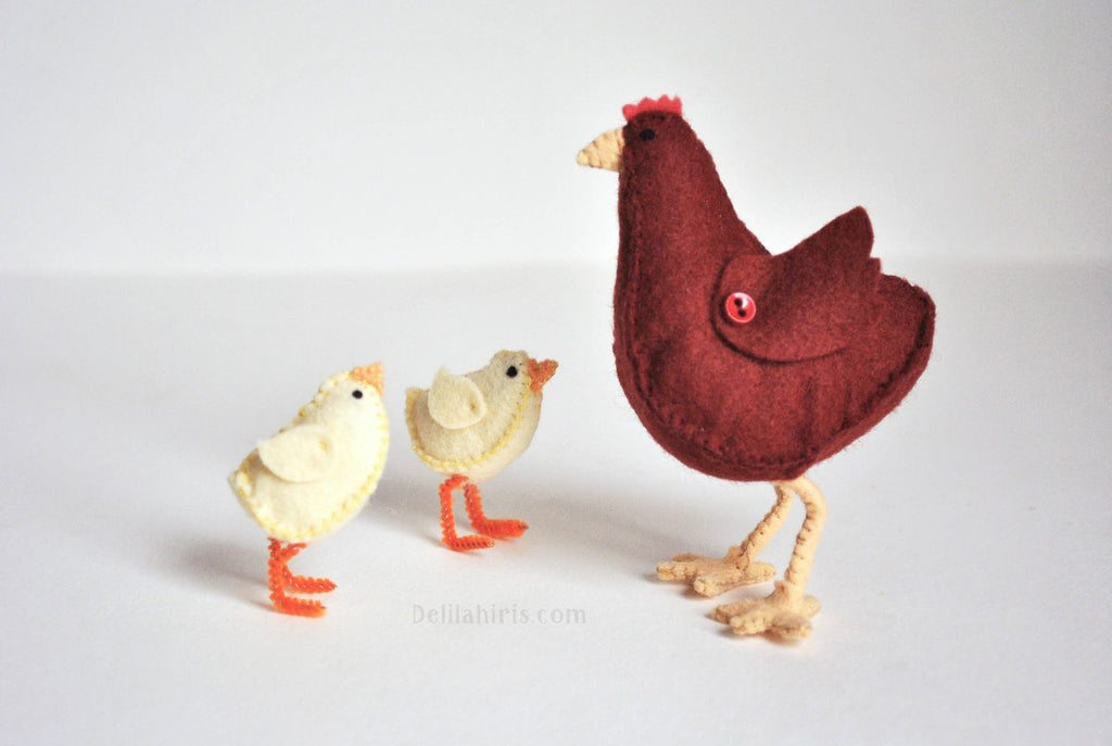 Felt Chicken Sewing Pattern by DelilahIris
