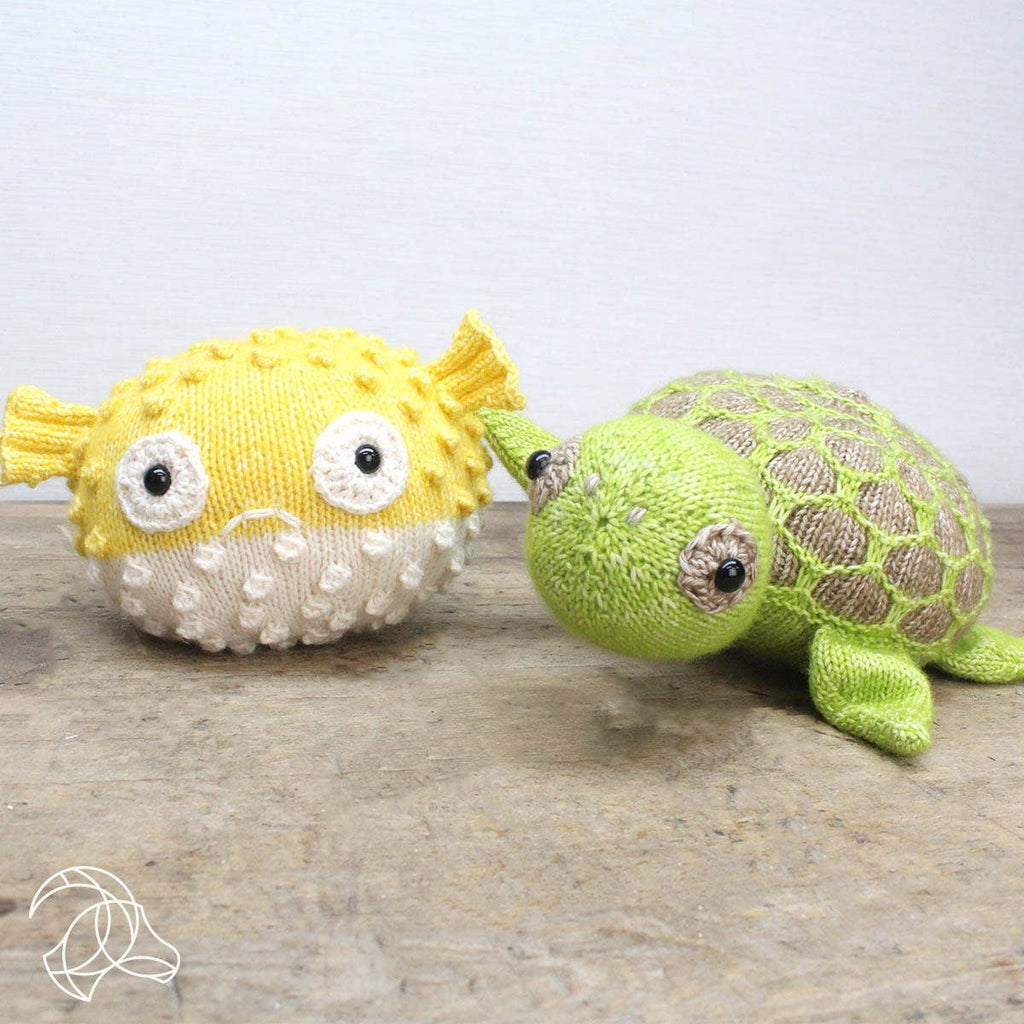 Bart Blowfish round knitted amigurumi soft toy