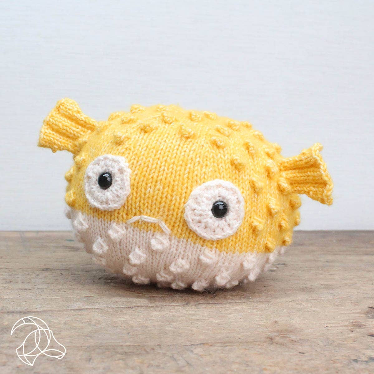 Bart Blowfish amigurumi knitting kit by Hardicraft