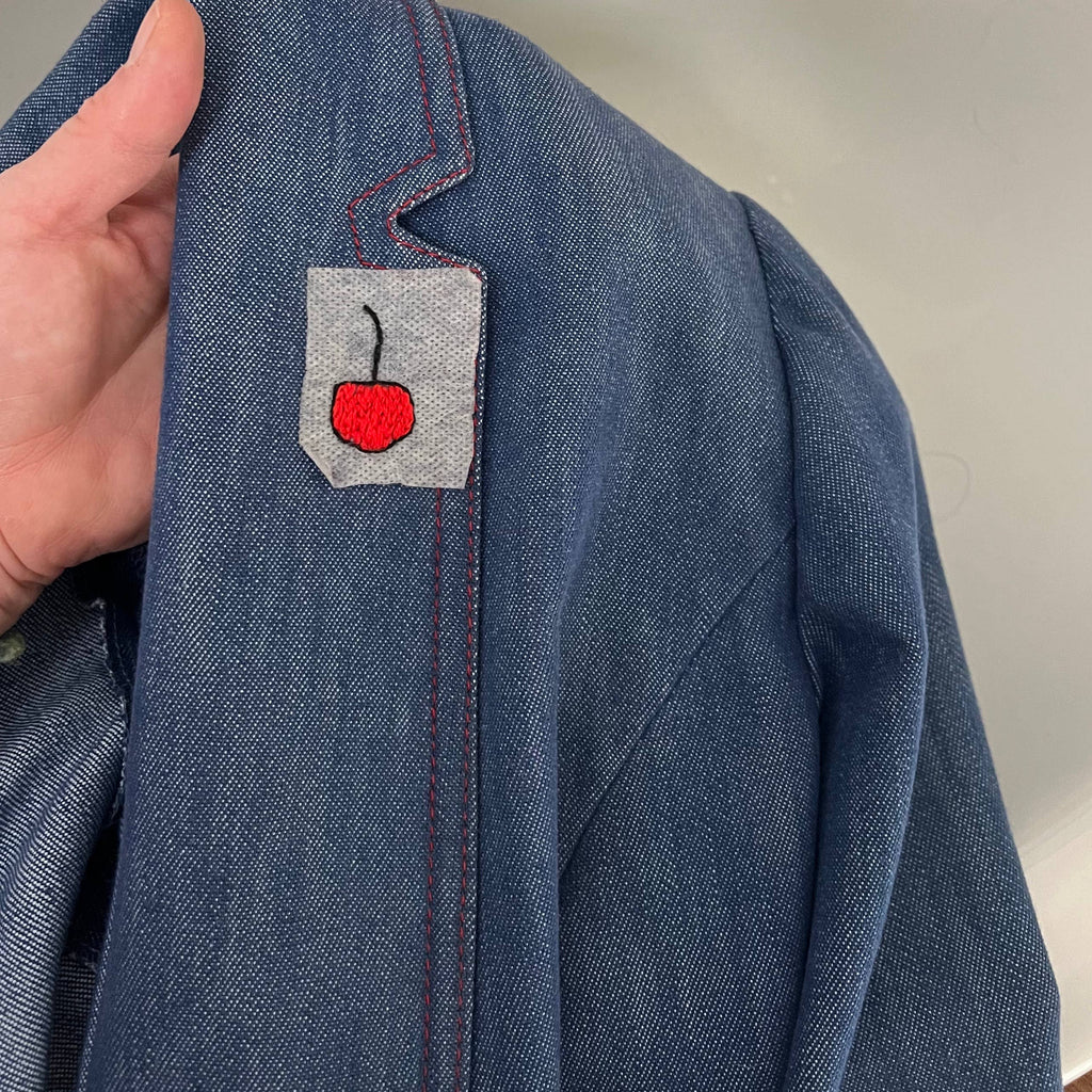 The thin printed line works on fabric you could never trace onto