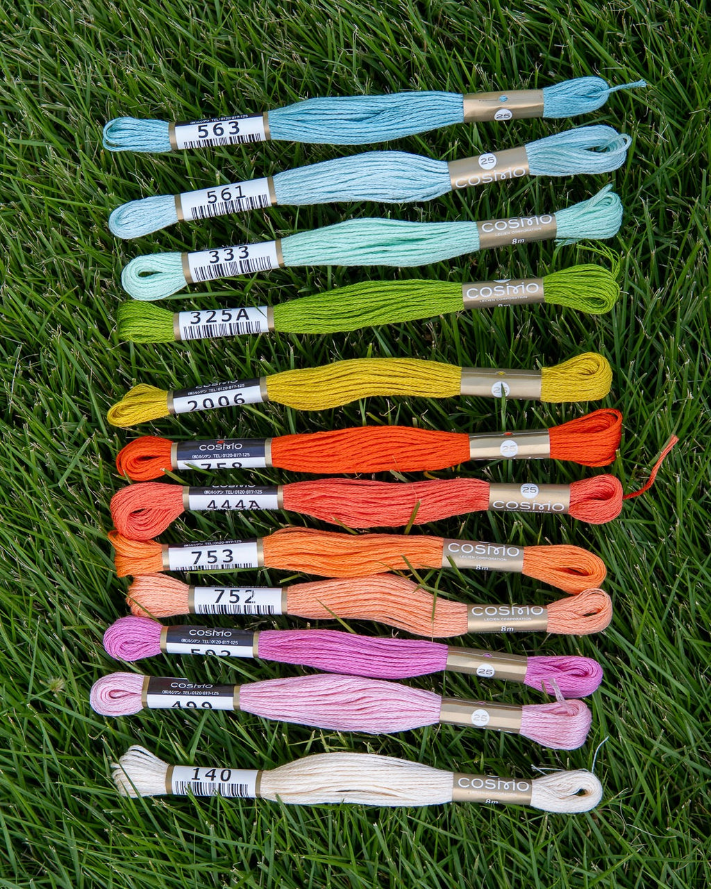 COSMO Embroidery Set Spring Fling - 12 Skeins