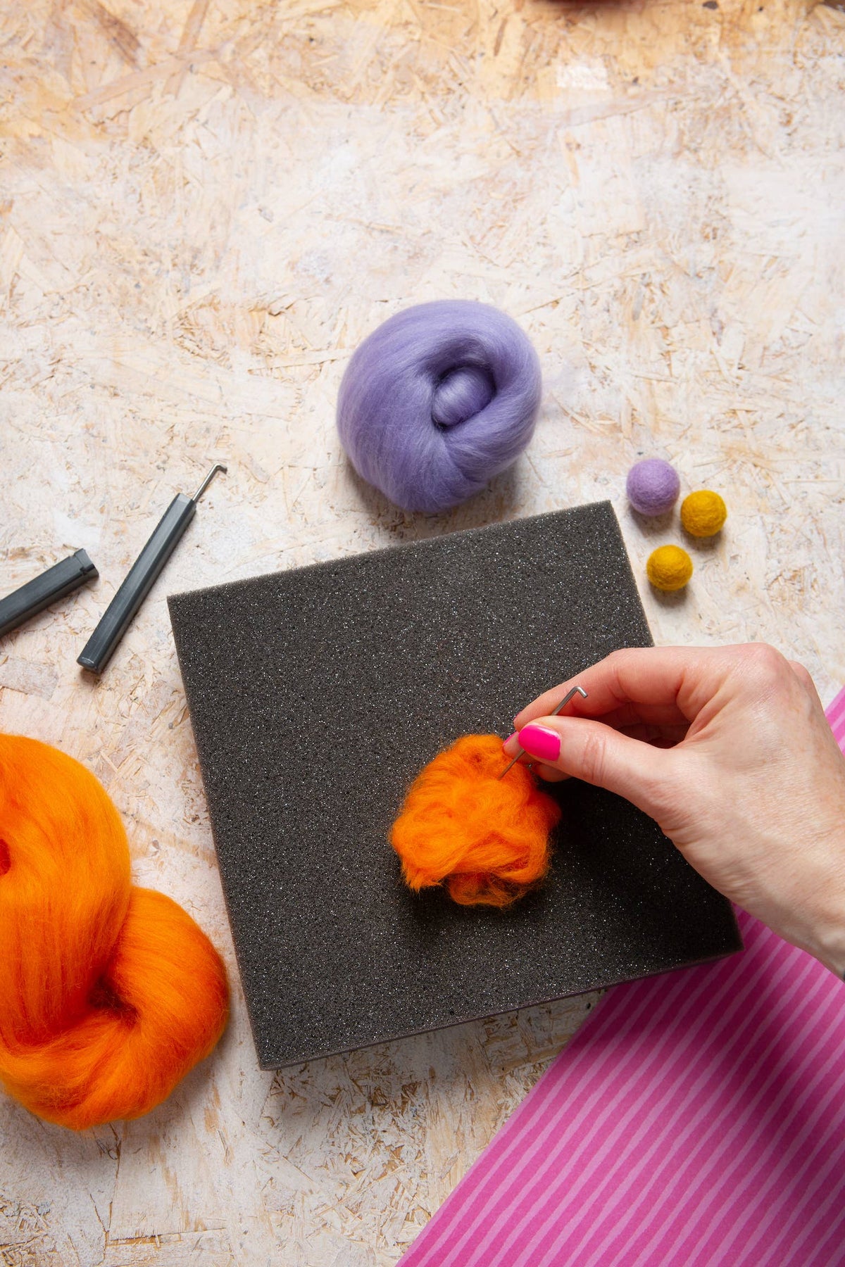 Hawthorn Handmade Needle Felting Foam Block, 7in