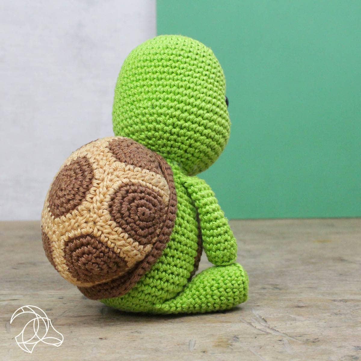 Siem turtle amigurumi crochet kit, 100% organic cotton yarn