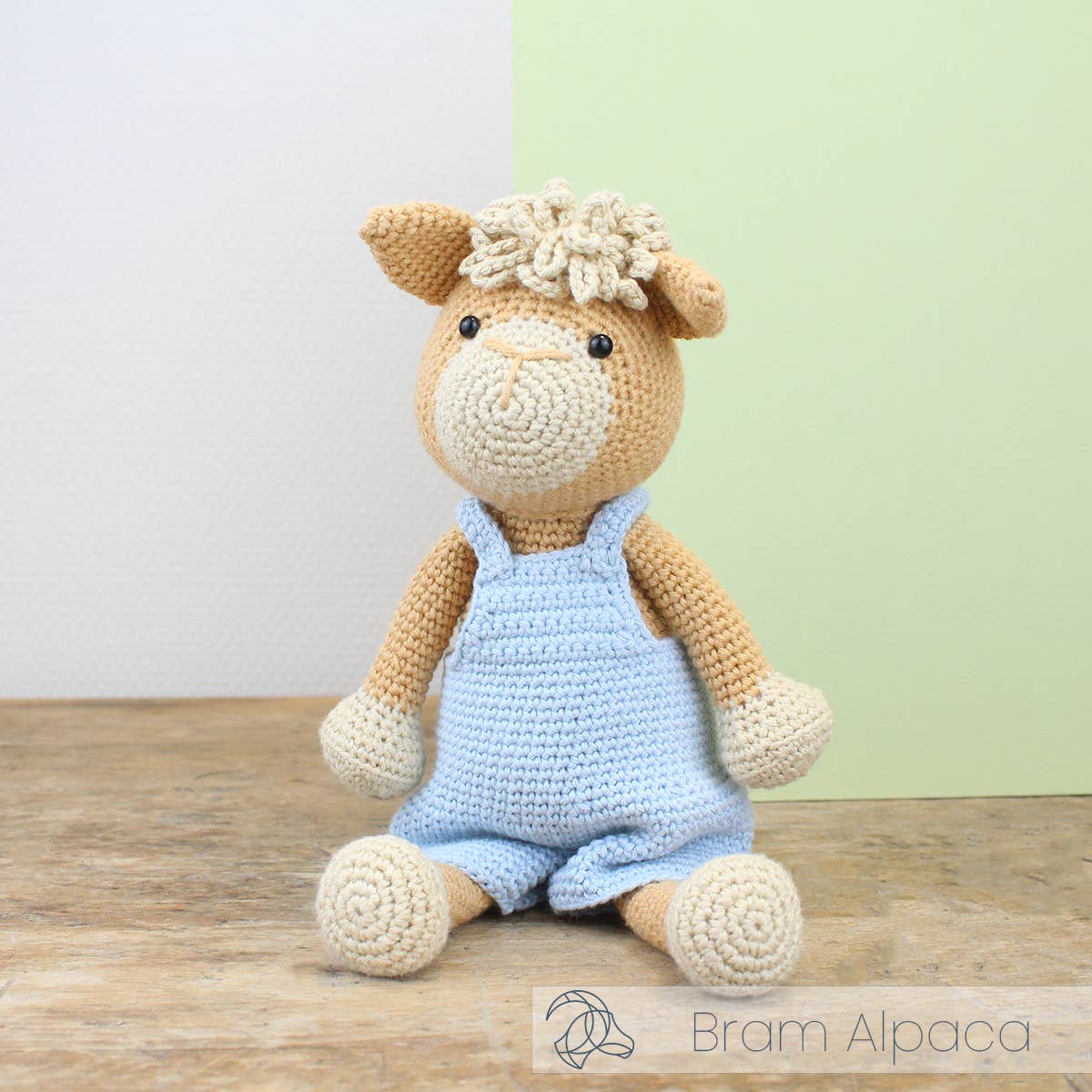 Bram alpaca crochet kit, 25 cm finished amigurumi alpaca