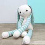 Shelly Rabbit amigurumi knitting kit by Hardicraft
