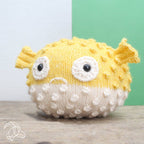 Finished Bart Blowfish knitted blowfish, about 17 cm across