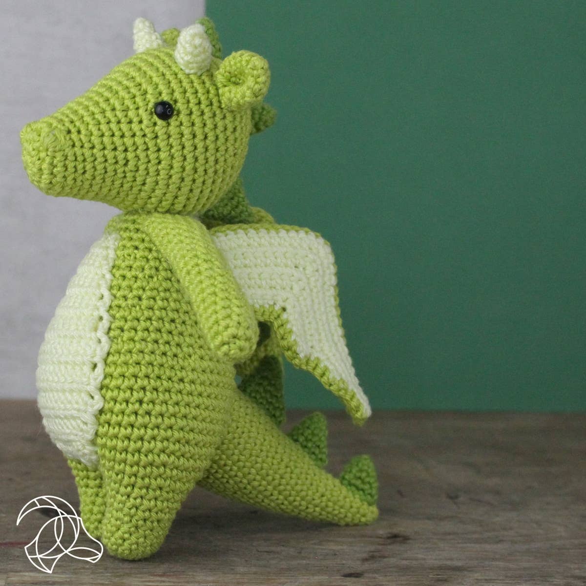 Doris dragon crochet kit, 18 cm finished amigurumi dragon