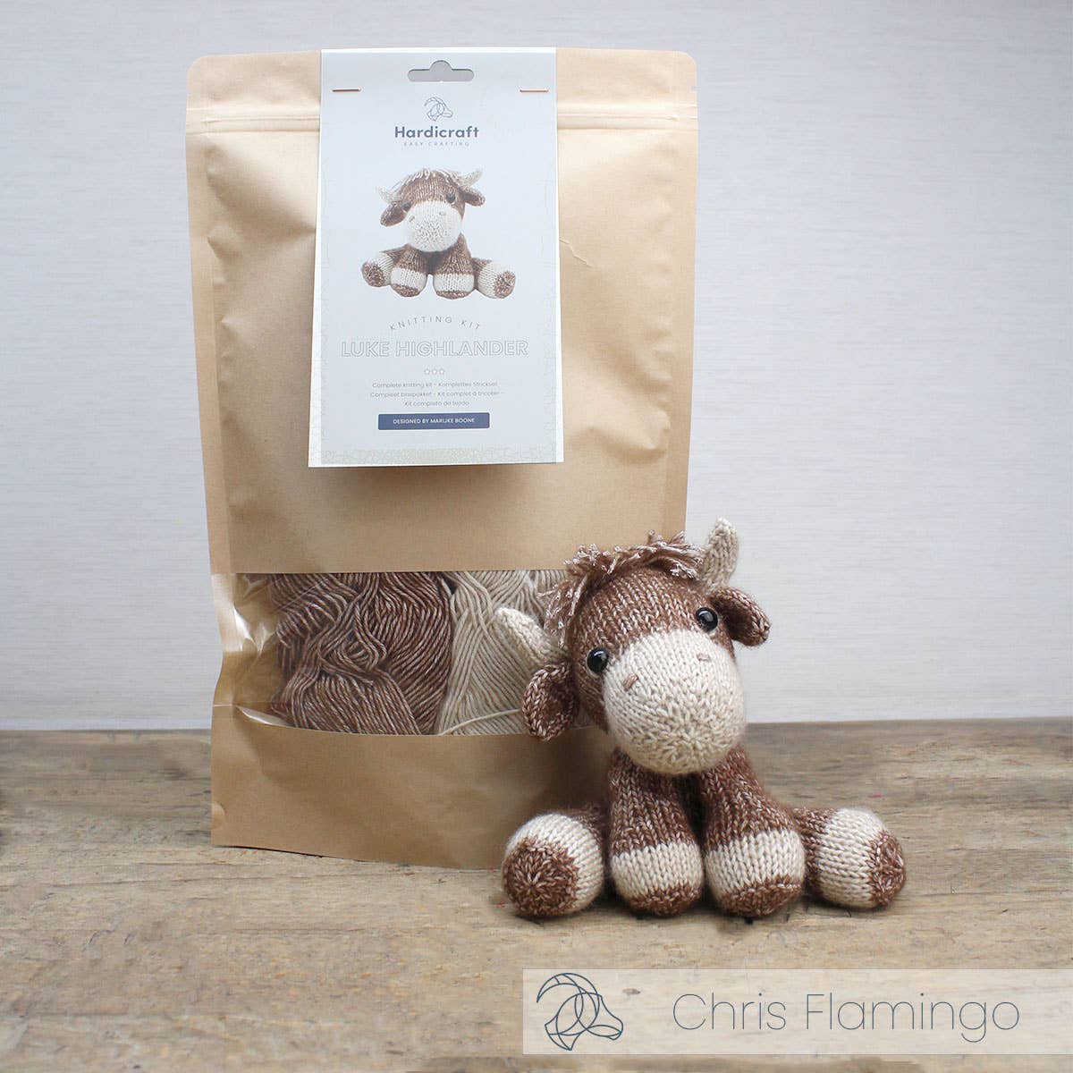 Luke Highland Cow amigurumi knitting kit by Hardicraft